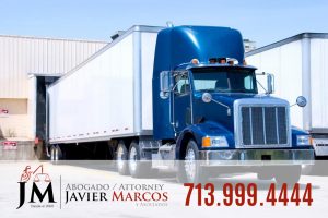 Accidente de trailer 18 ruedas | Abogado Javier Marcos 713.999.4444