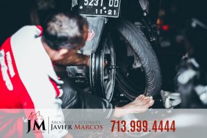 Defectos en motocicleta | Abogado Javier Marcos | 713.999.4444