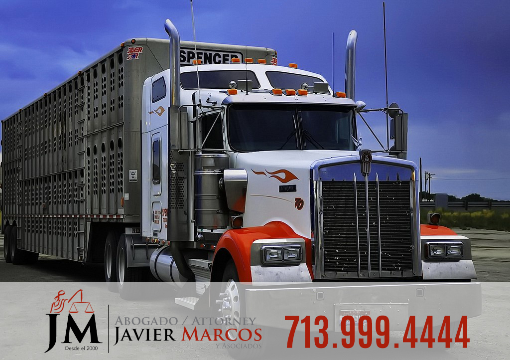 Accidente camion 18 ruedas | Abogado Javier Marcos | 713.999.4444