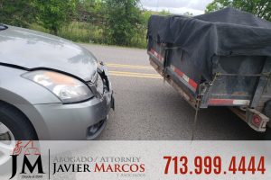 Abogado en Accidentes de Camiones | Abogado Javier Marcos | 713.999.4444