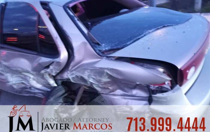 Razones de un Accidente de Auto | Abogado de Accidentes