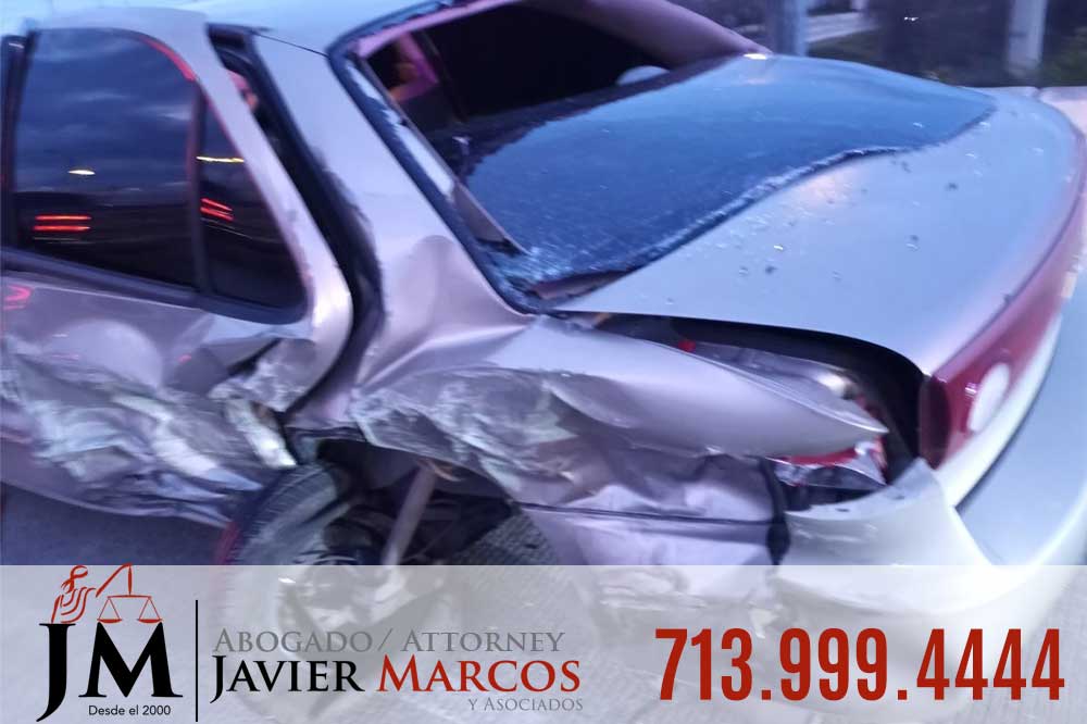 Razones de un Accidente de Auto | Abogado de Accidentes